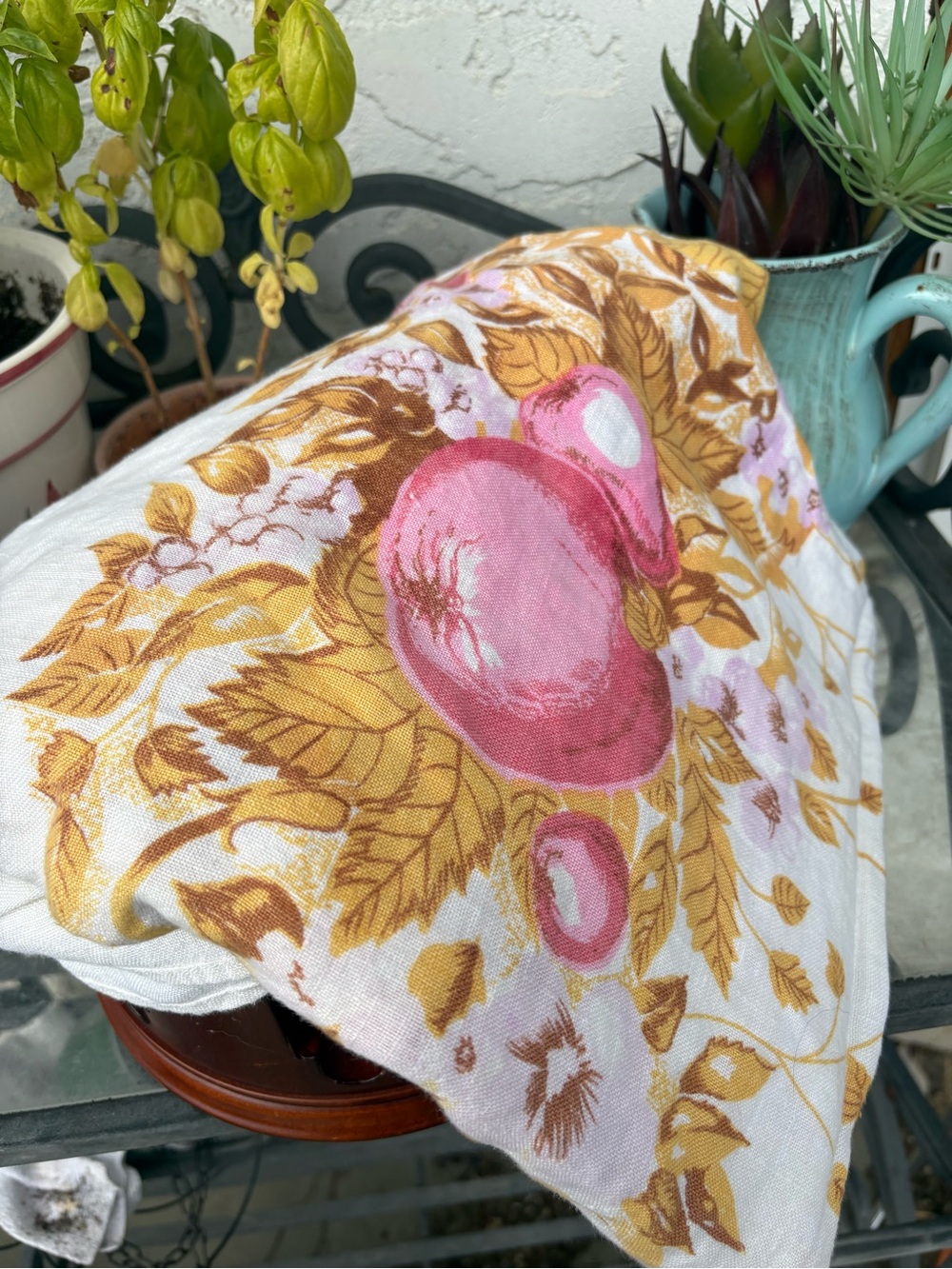 CottageCore Table Apple 🍎 Fall Table Cloth Linen - Picture 3 of 3